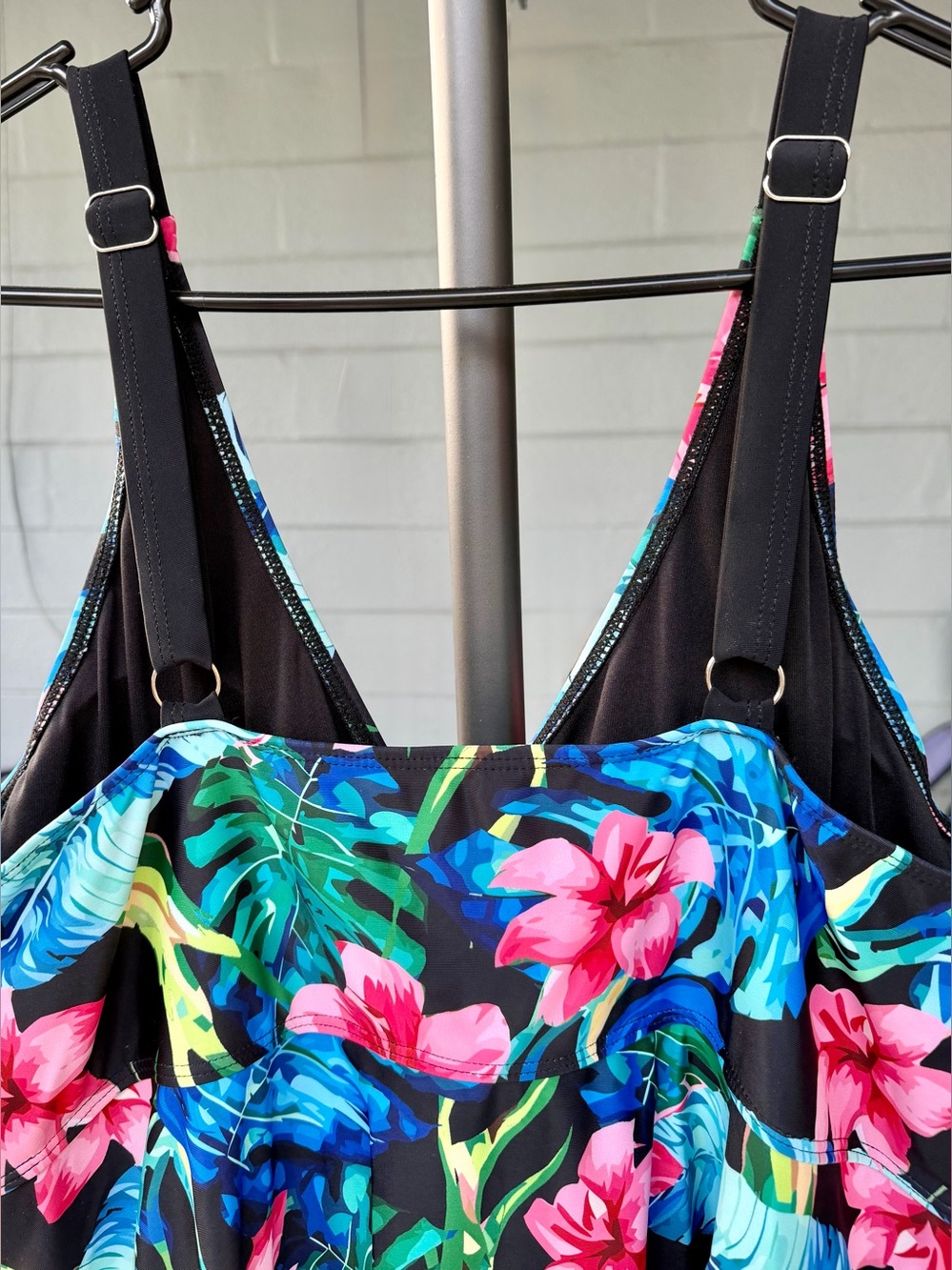BloomChic Plus Size Twist-Front Floral Print Swim Dress - Picture 8 of 10